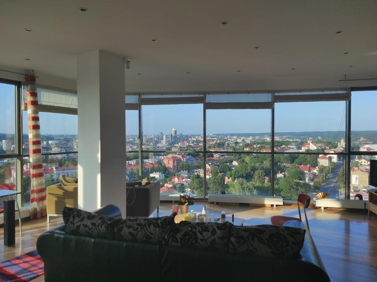 Luxury Apartment In Skyscraper VNO Exterior photo
